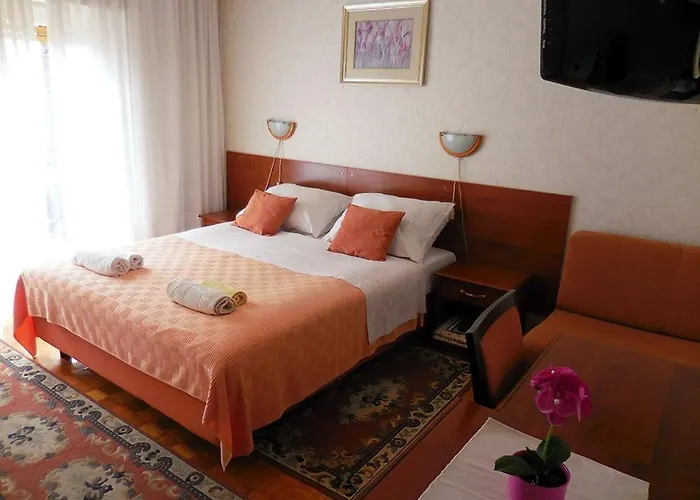 With A Parking Space Lovran, Opatija - 2302 3*