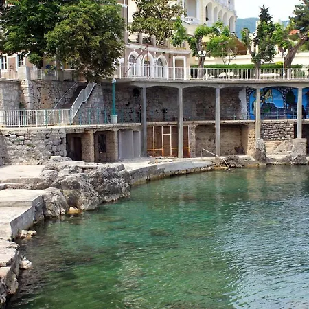 With A Parking Space Lovran, Opatija - 2302 ロヴラン